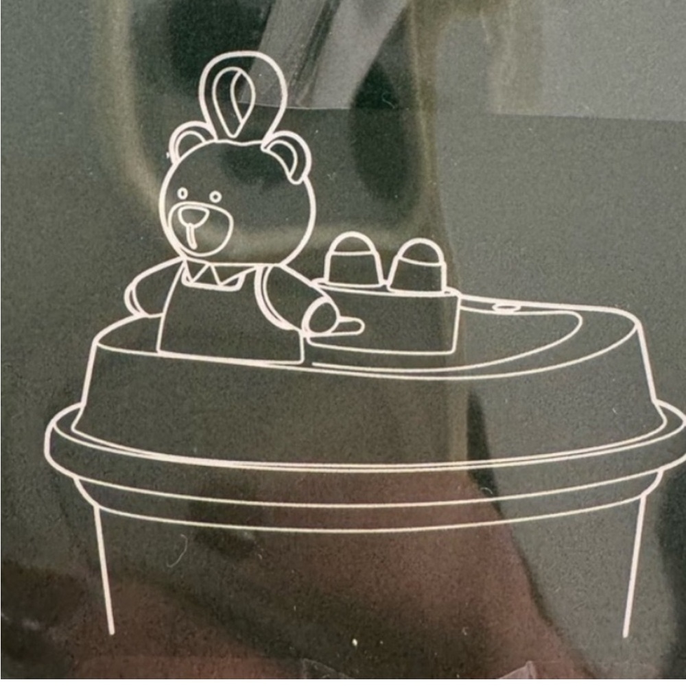 🆕 Starbucks Bearista 2025 Reusable Hot Cup Lid Stopper Key Chain - Picture 7 of 8